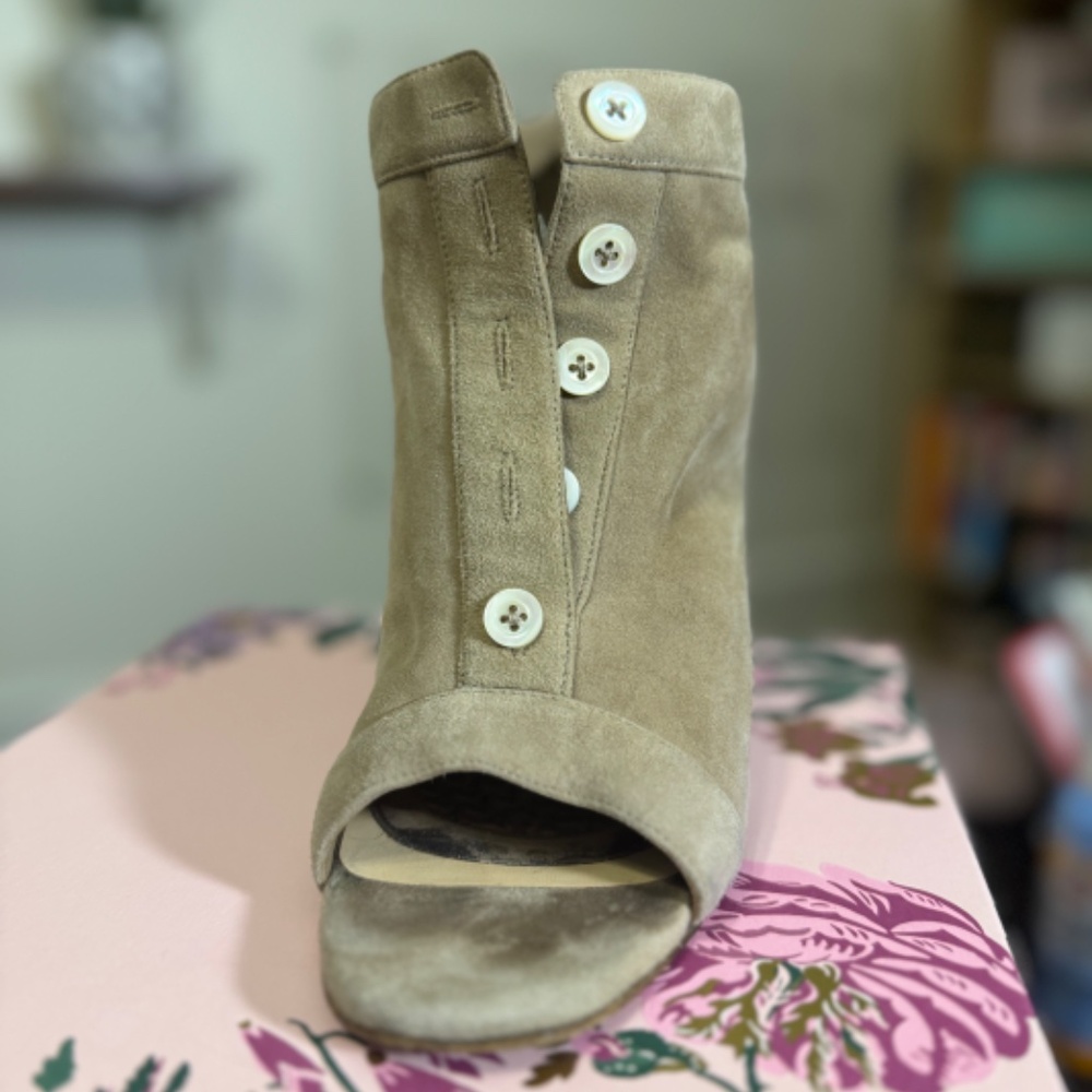 Suede Louboutin heels, beige color, size 37